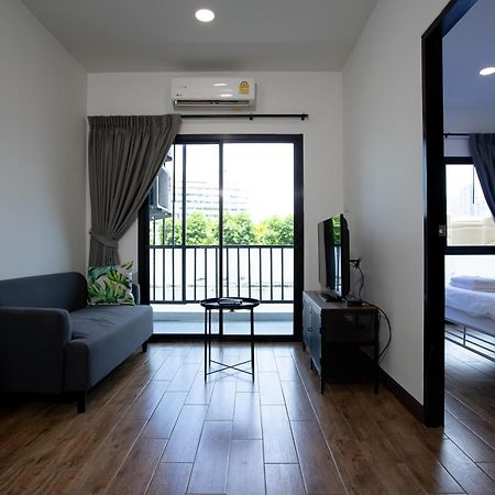 Room 36 Service Apartment Bangkok Dış mekan fotoğraf