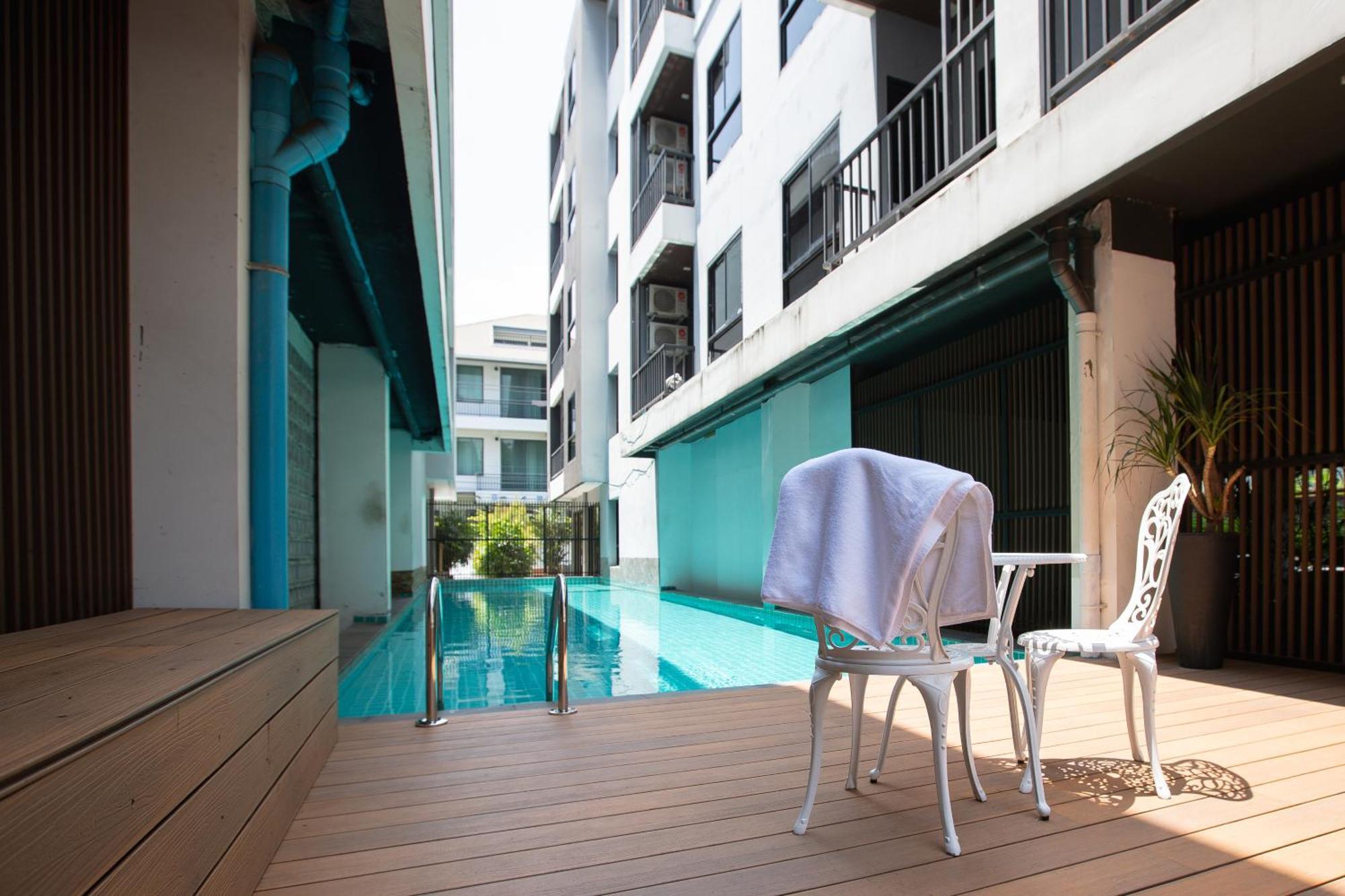 Room 36 Service Apartment Bangkok Dış mekan fotoğraf